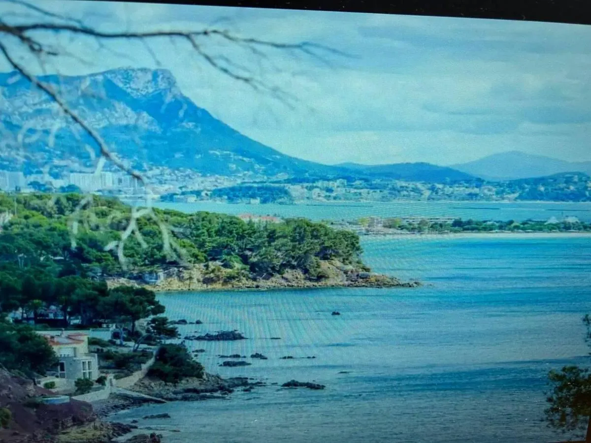 Pin Rollan Beach Saint-Mandrier-sur-Mer 0*,  France