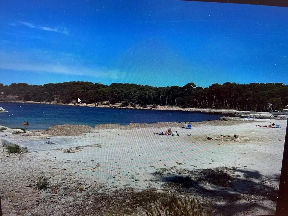 Apartment Pin Rollan Beach Saint-Mandrier-sur-Mer