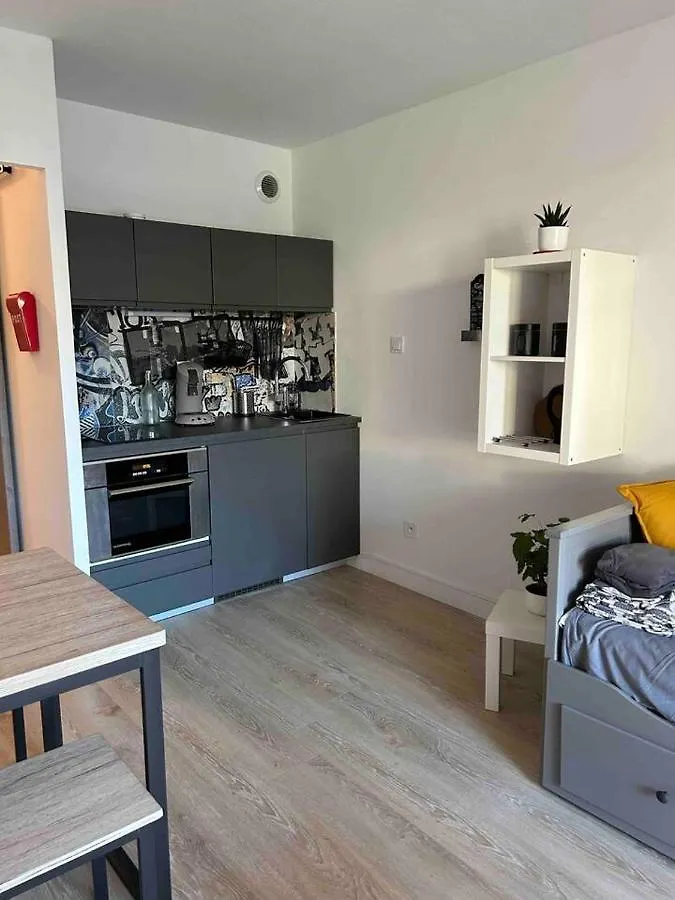 Pin Rollan Beach Saint-Mandrier-sur-Mer 0*,  France