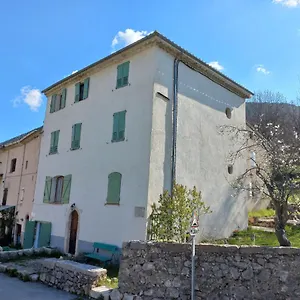 Appartement Dans Maison De Caractere, La Bastide (Var)